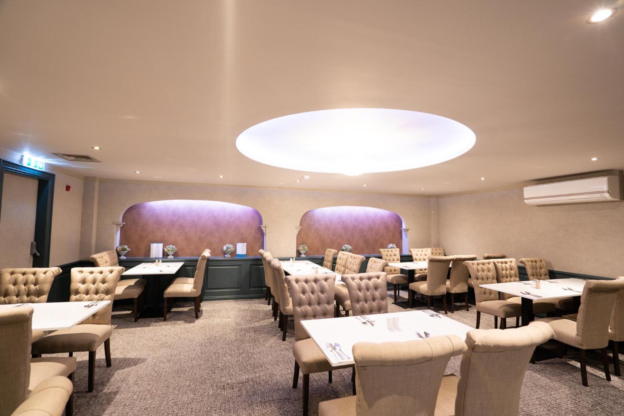 Bushtown Hotel & Spa 콜레인 외부 사진