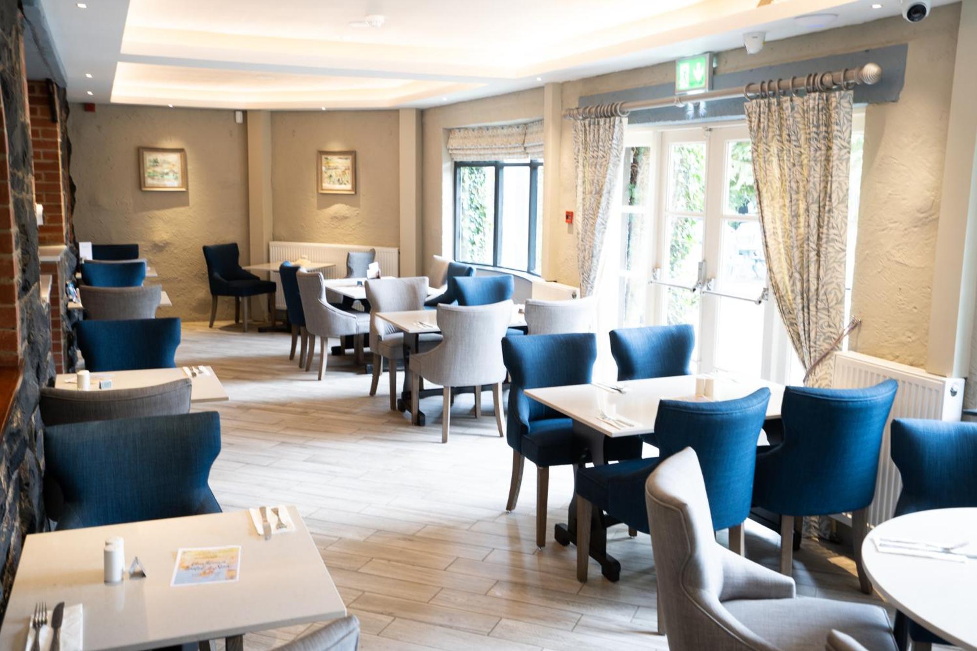 Bushtown Hotel & Spa 콜레인 외부 사진