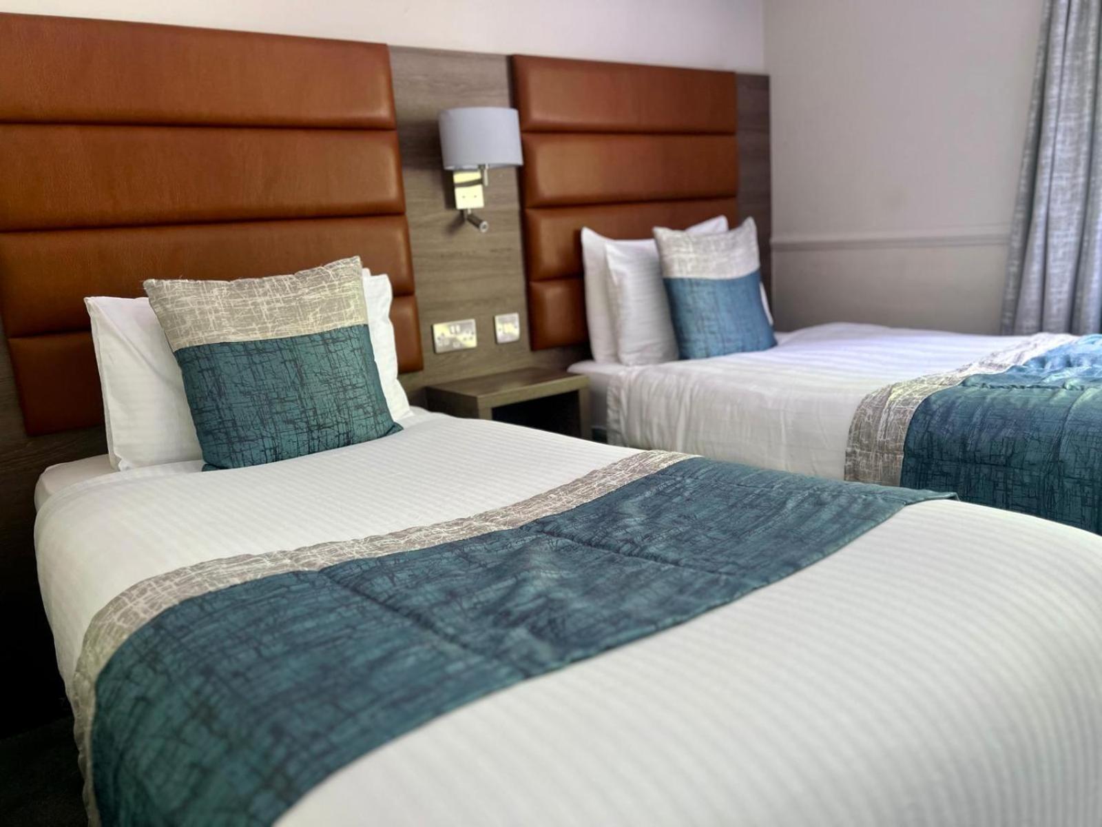 Bushtown Hotel & Spa 콜레인 외부 사진