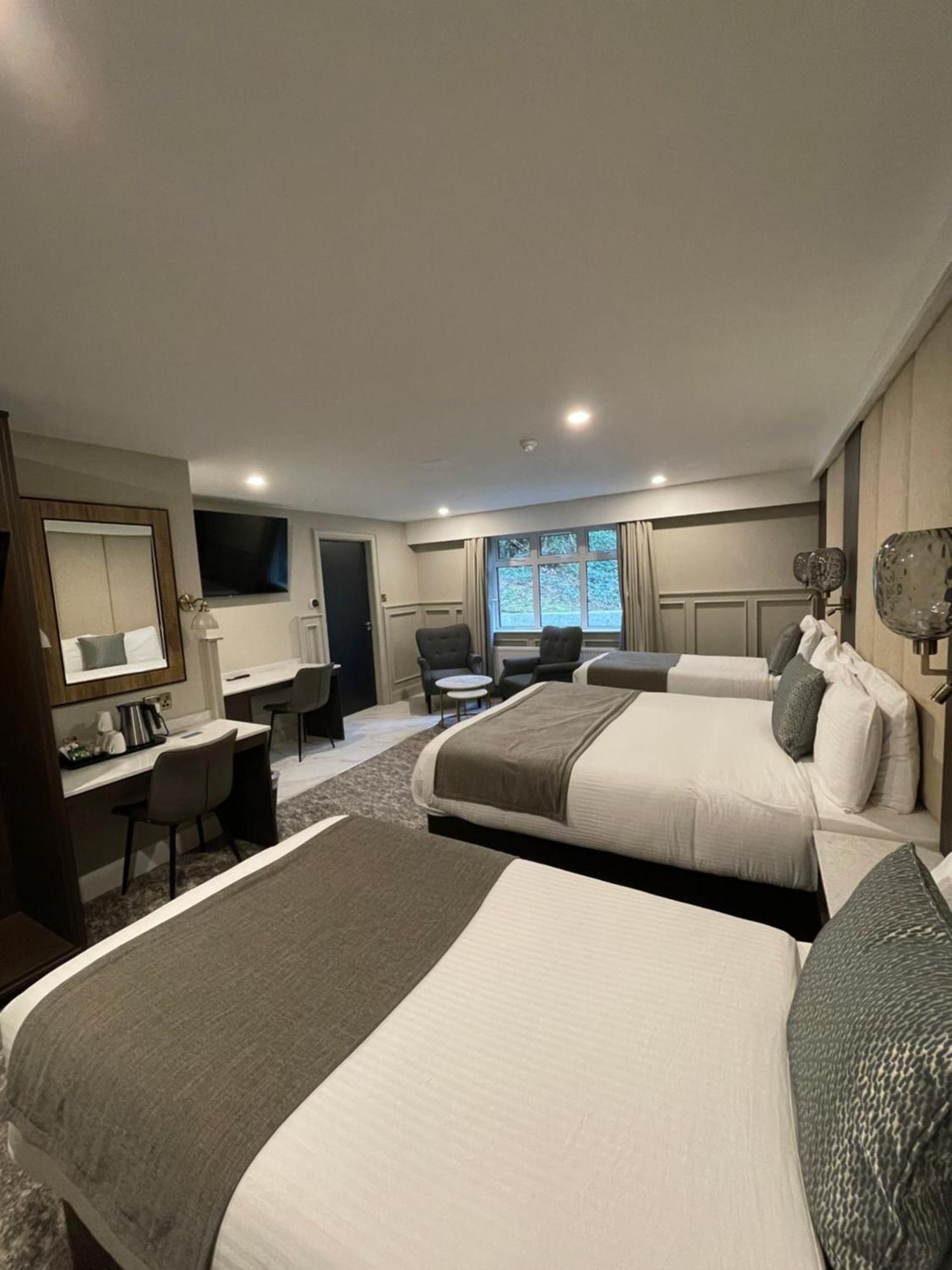 Bushtown Hotel & Spa 콜레인 외부 사진