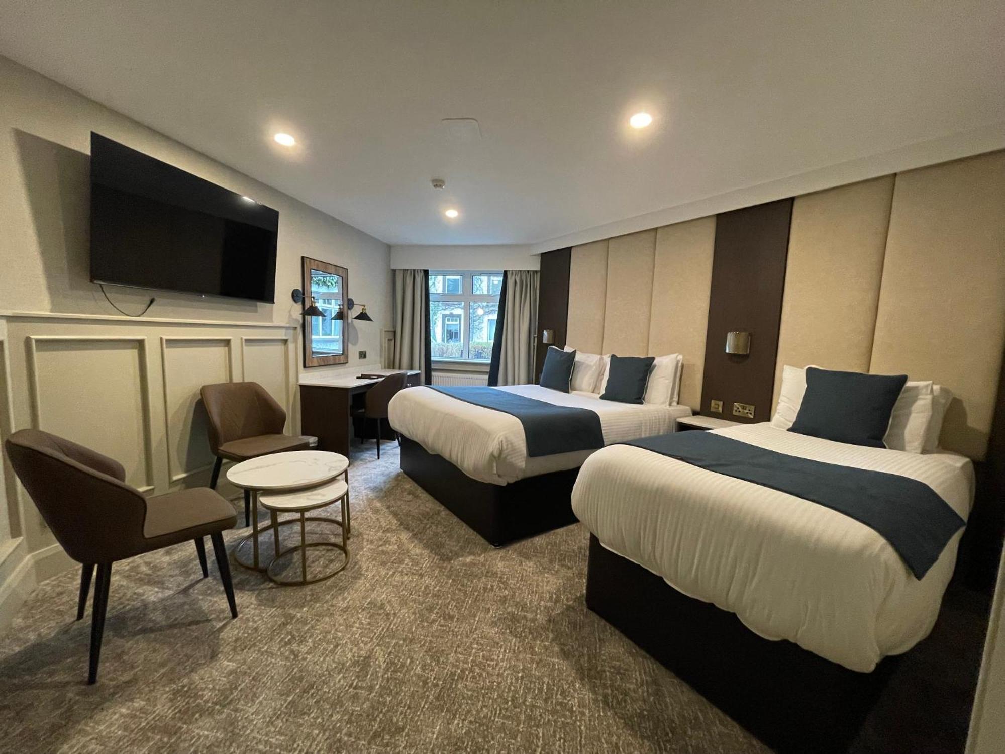Bushtown Hotel & Spa 콜레인 외부 사진