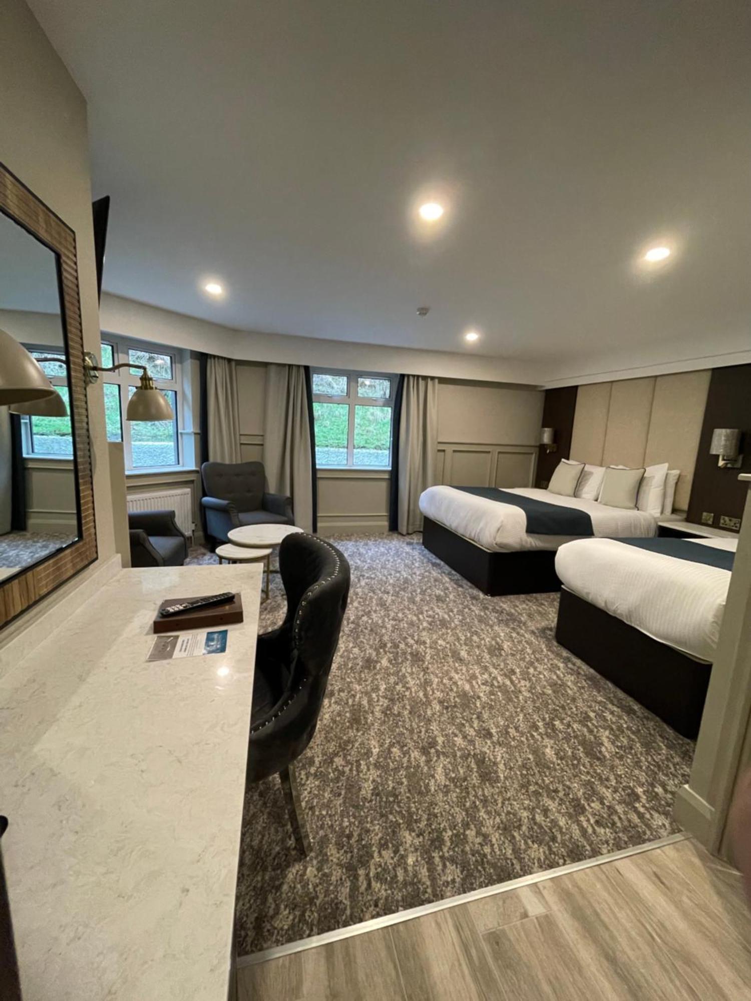 Bushtown Hotel & Spa 콜레인 외부 사진