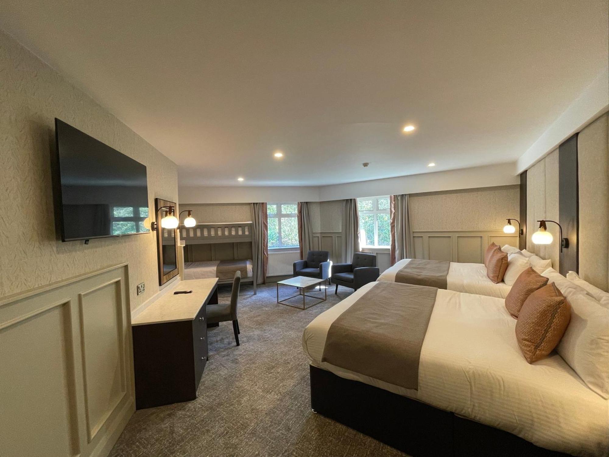 Bushtown Hotel & Spa 콜레인 외부 사진