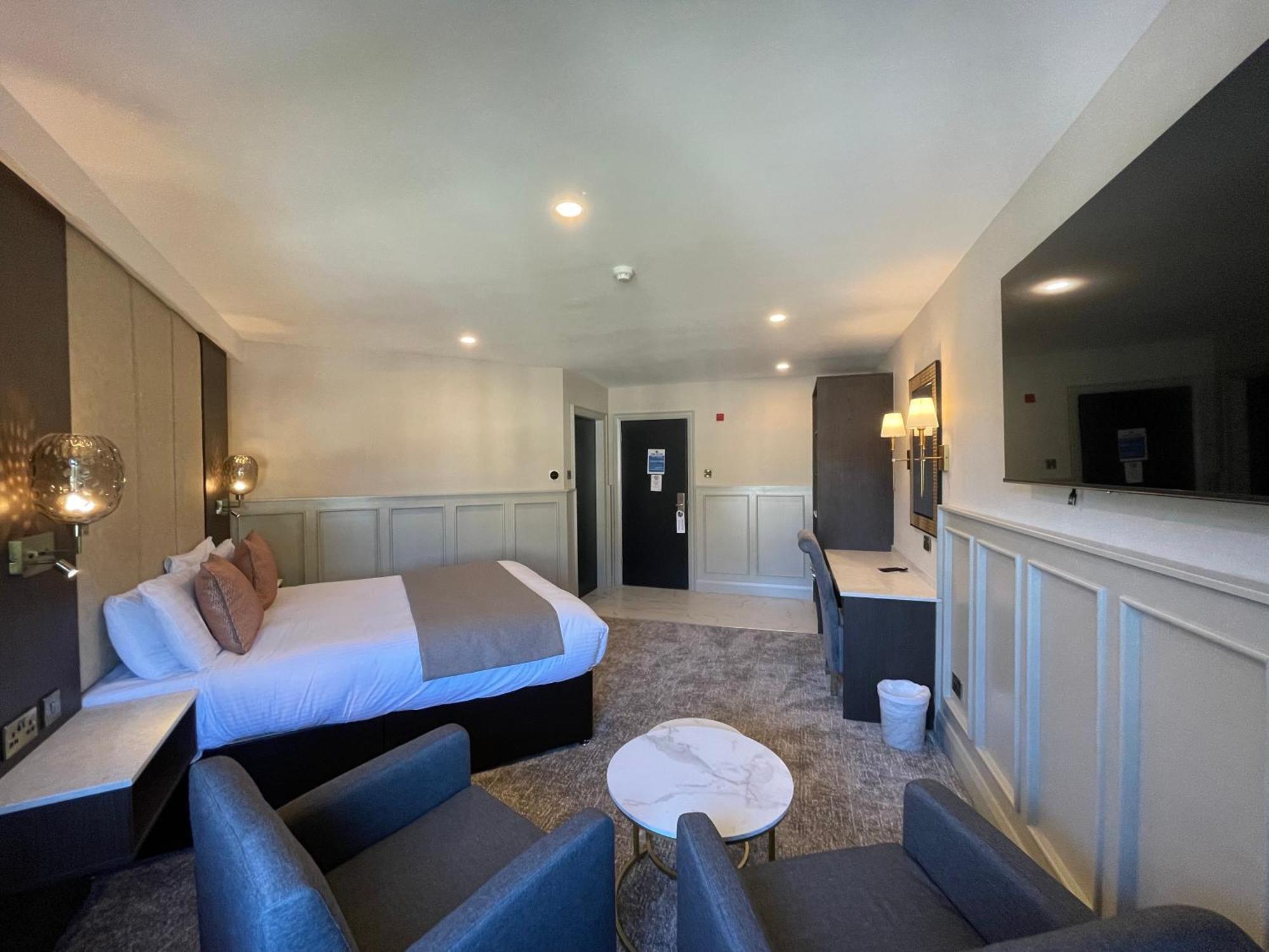 Bushtown Hotel & Spa 콜레인 외부 사진