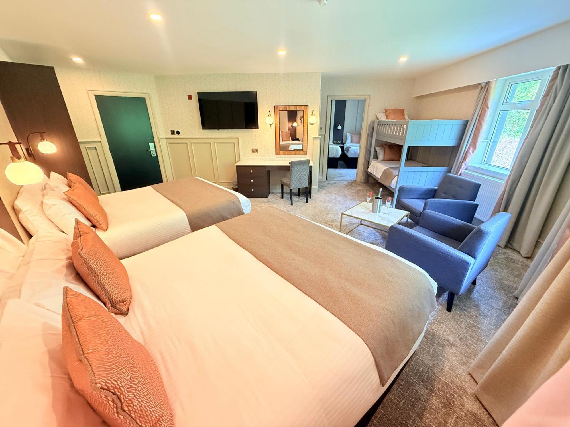 Bushtown Hotel & Spa 콜레인 외부 사진